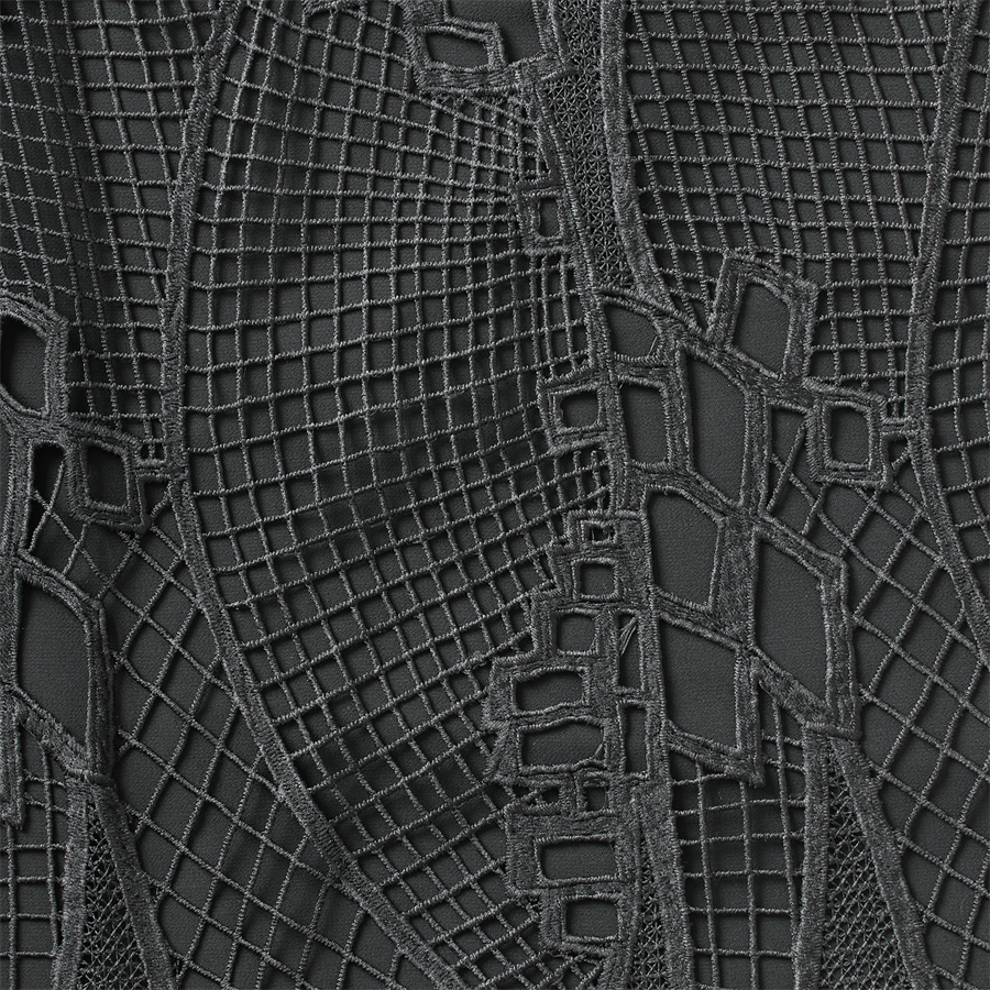 幾何柄レース プルオーバー